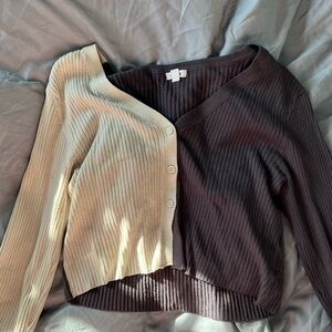 GARAGE dual color grey & cream sweater